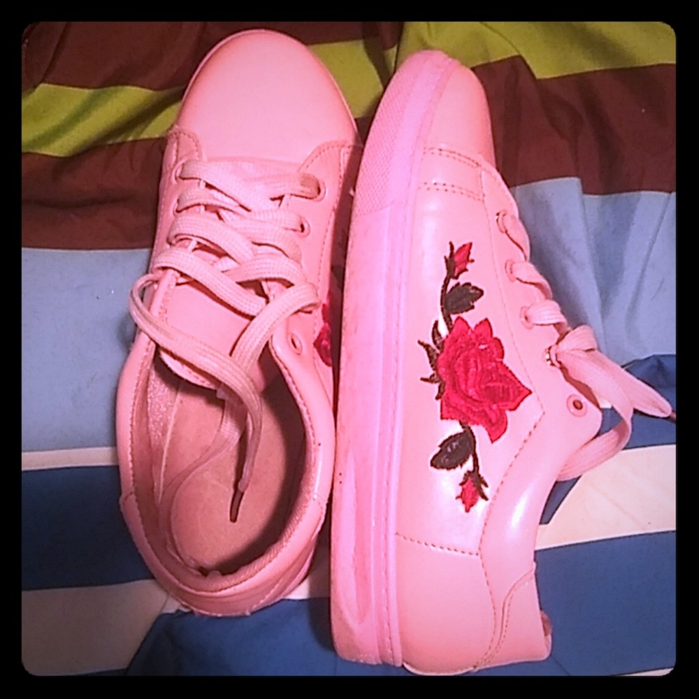 Sneakers (pink)